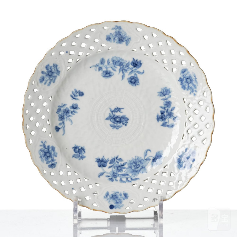 A set of 11 blue and white dessert plates, - 图2